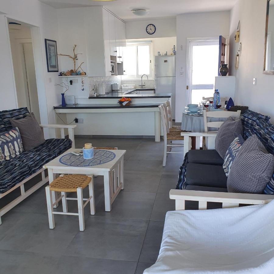 Latchi Ithaki, 2 Bedroom Penthouse 外观 照片